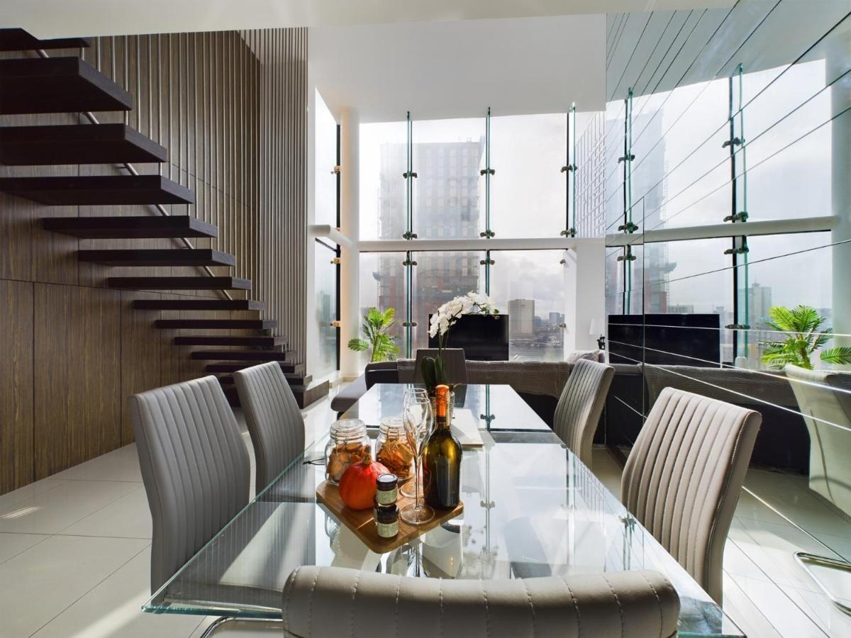 Amazing Skyline Views 3br Duplex With Free Parking Apartment Manchester